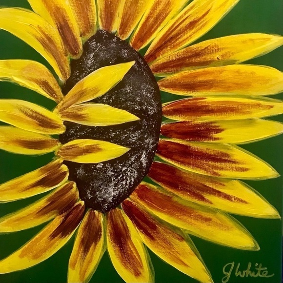Lori Sunflower - Picture 2 of 2